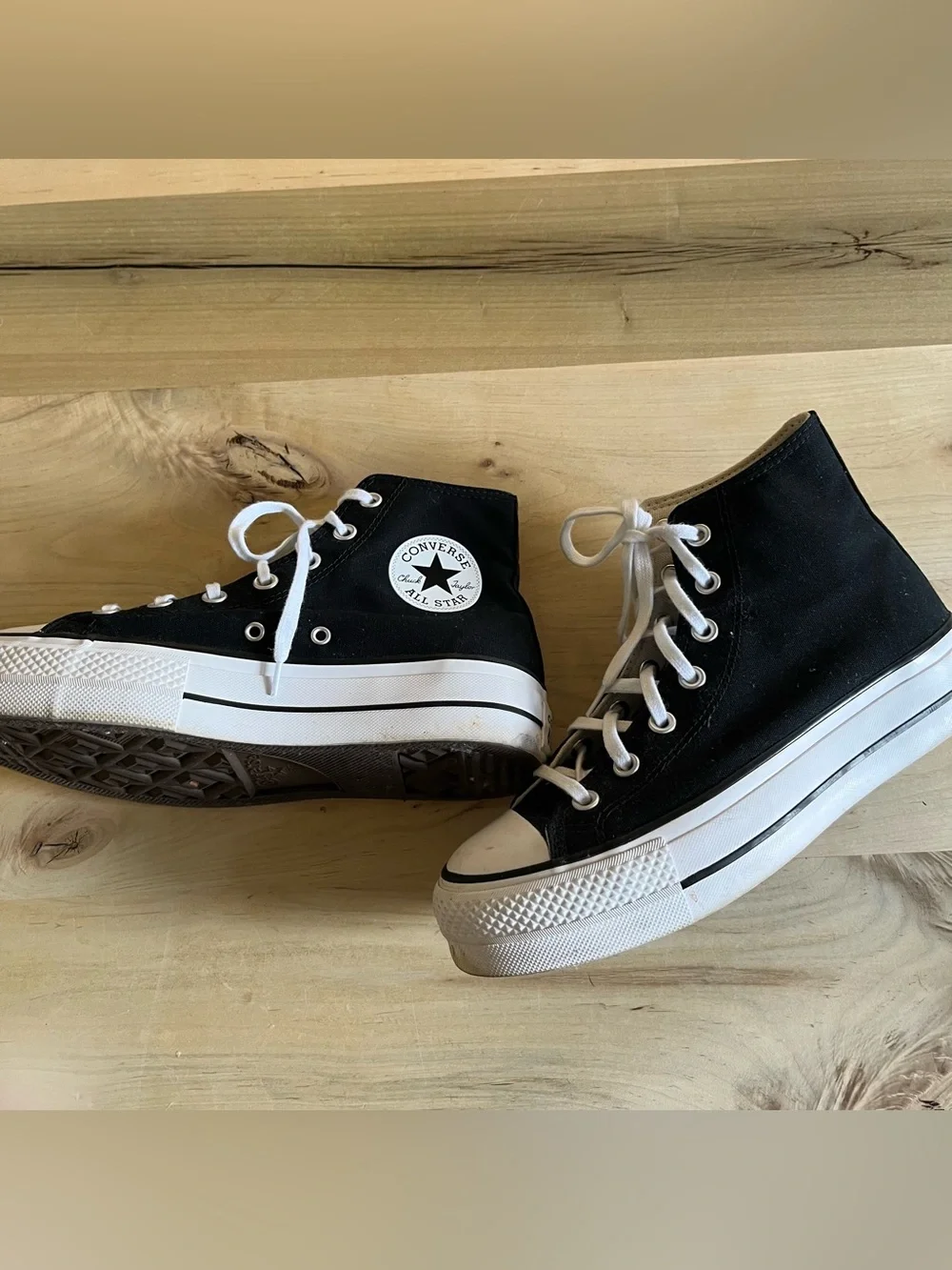 Converse Chuck Taylor All-Star Lift platform canvas, high top sneaker women 8
